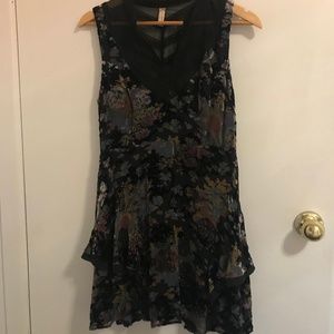 Floral, velvety dress